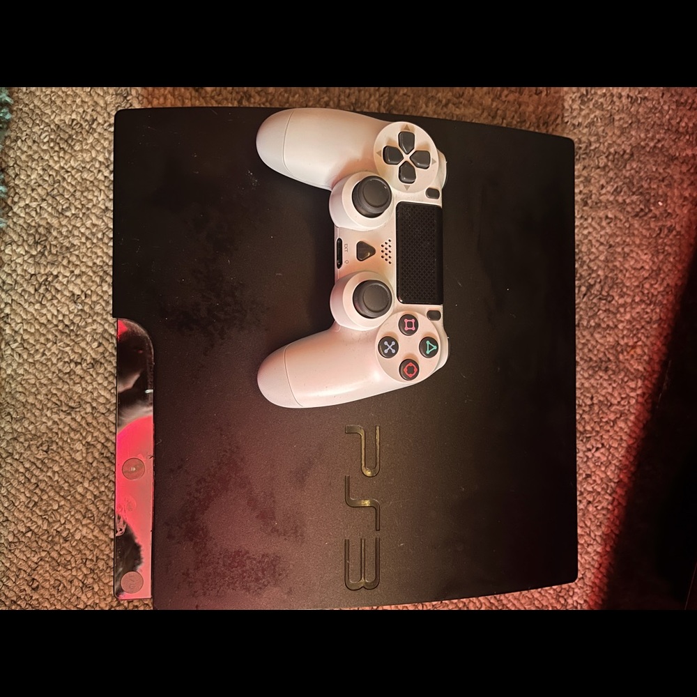 COPY - PS3 modded console with wireless controller